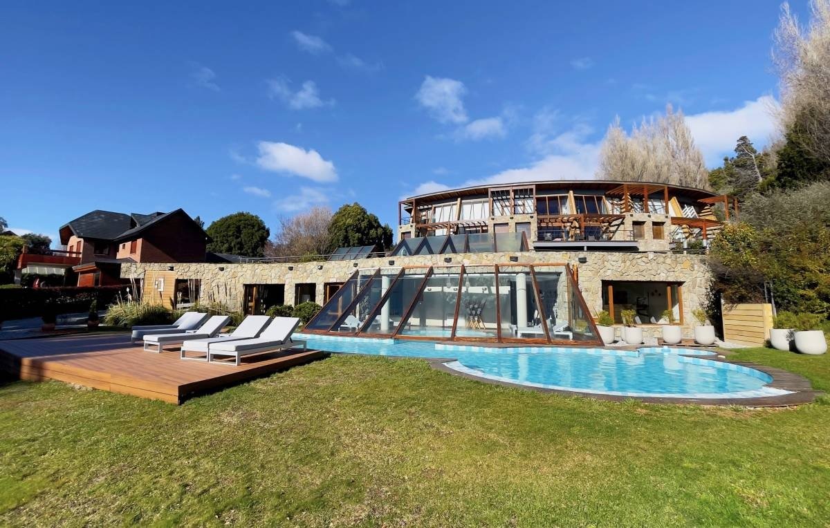 Rochester Bariloche Suites & Spa Apart Hotel