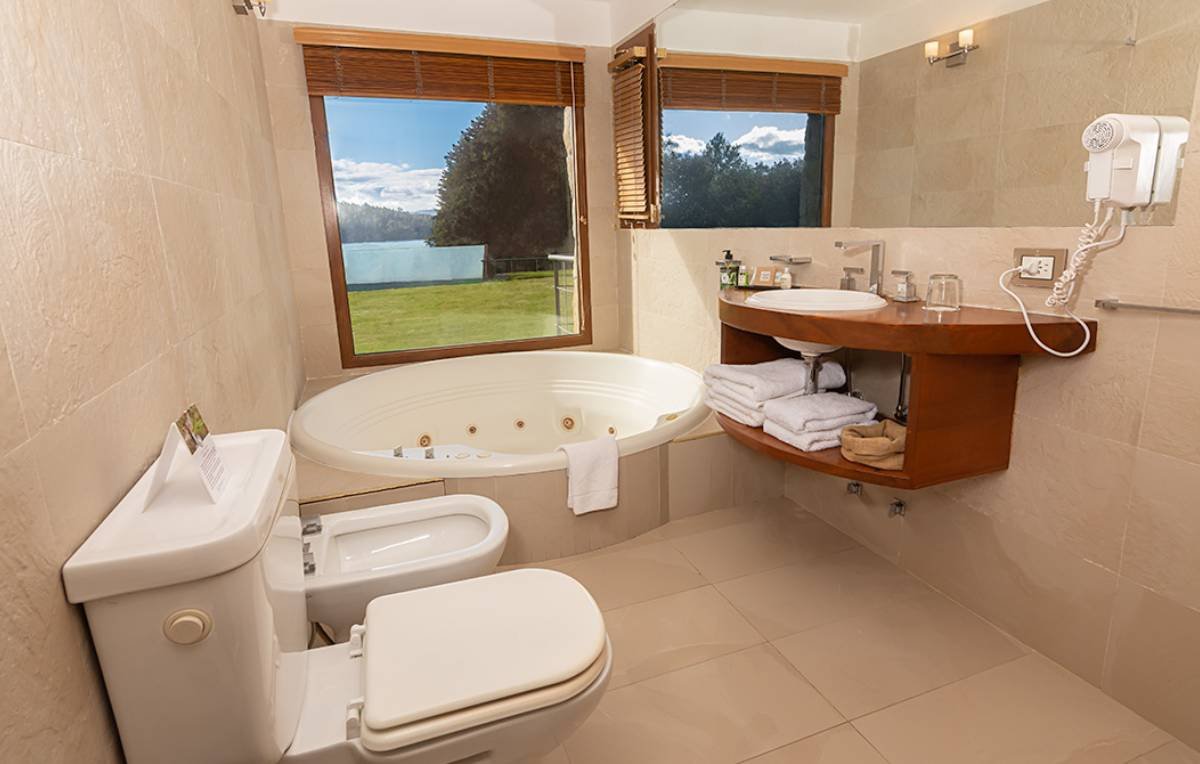 Rochester Bariloche Suites & Spa Apart Hotel